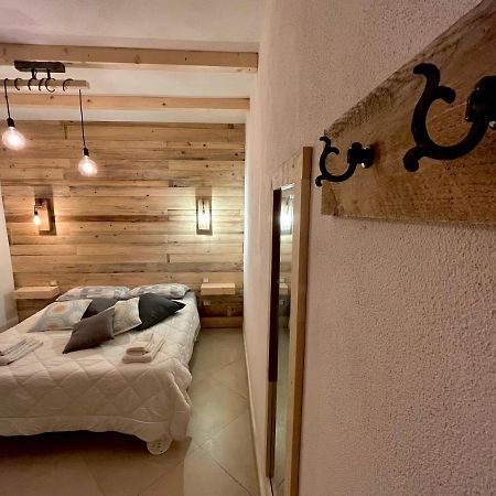 Iknos Guest House オルビア エクステリア 写真